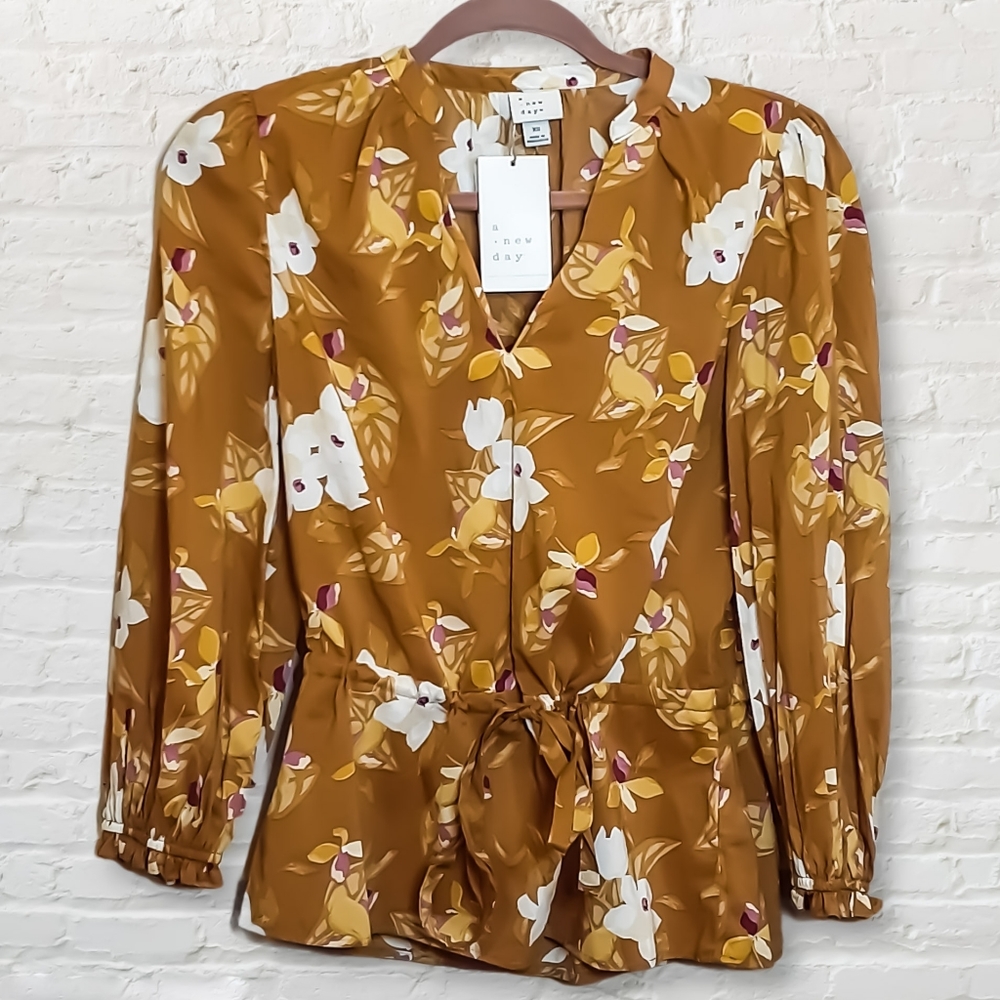NWT A New Day Peplum Tie Waist Blouse in Brown Floral
